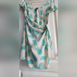 Design Lab Lord & Taylor Cream Wrap Midi Dress with Teal Pineapple Print NWOT